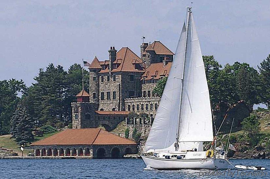 Hotel Express & - Thousand Islands By Ihg Watertown